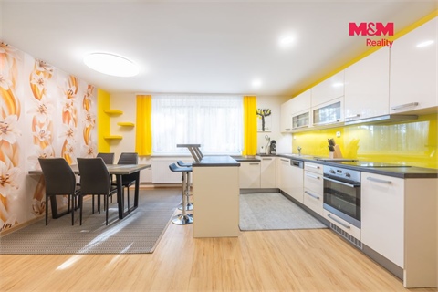 Prodej bytu 5+1, 150 m² - 2