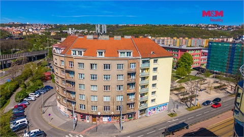 Prodej bytu 1+1, 52 m² 8