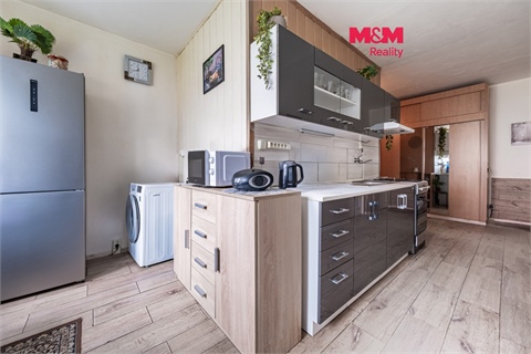 Prodej bytu 2+1, 61 m² 0