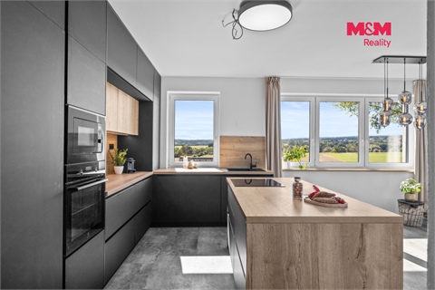 Prodej rodinného domu, 216 m² - 2