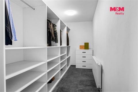 Prodej rodinného domu, 216 m² 14