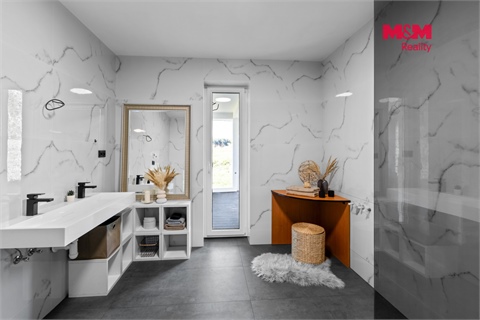 Prodej rodinného domu, 216 m² - 6