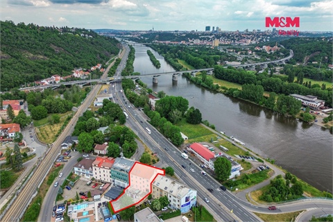 Prodej komerčního objektu, 560 m² 28
