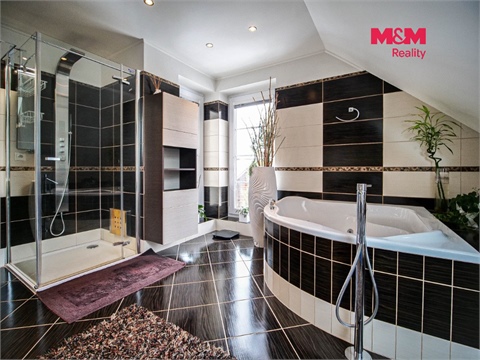 Prodej rodinného domu, 179 m² - 22
