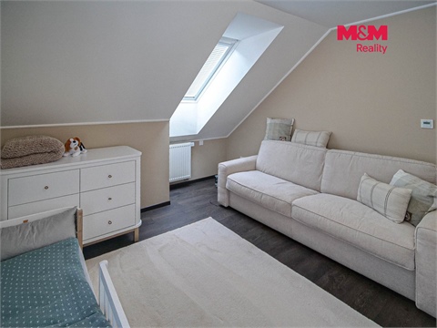 Prodej rodinného domu, 179 m² - 20
