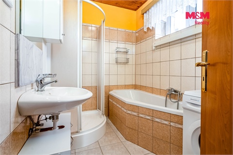Prodej rodinného domu, 174 m² 6