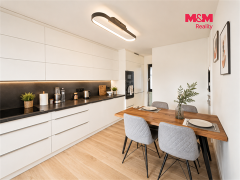 Prodej rodinného domu, 190 m² - 0