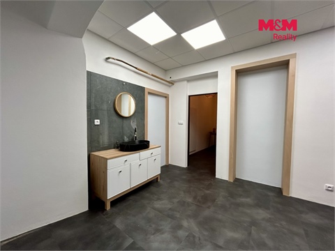 Pronájem obchodních prostor, 23 m² - 0