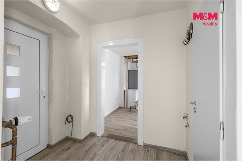 Prodej komerčního objektu, 172 m² - 24