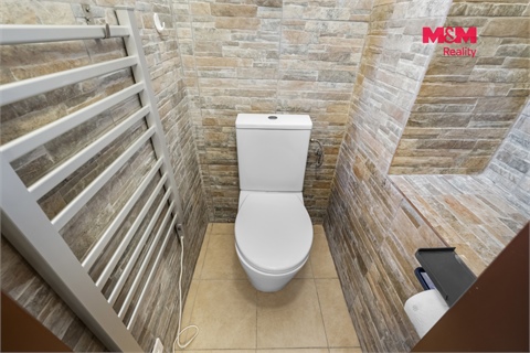 Prodej komerčního objektu, 172 m² 14
