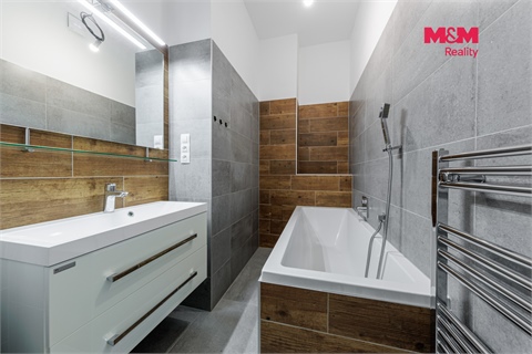 Prodej bytu 3kk, 90 m² - 0