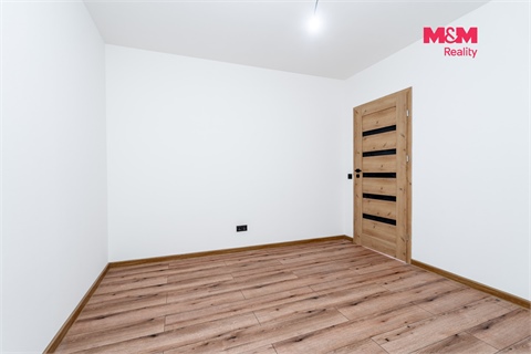 Prodej rodinného domu, 75 m² 2
