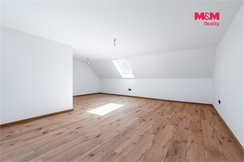 Prodej rodinného domu, 75 m² 14
