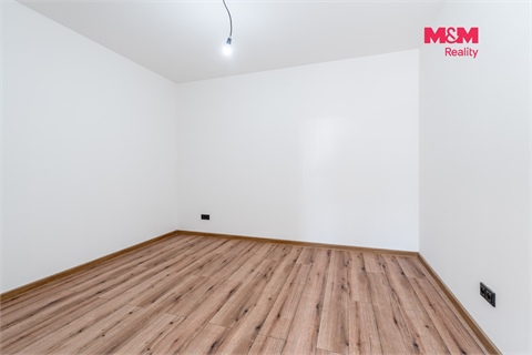 Prodej rodinného domu, 75 m² - 2