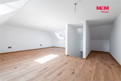 Prodej rodinného domu, 75 m² - 14
