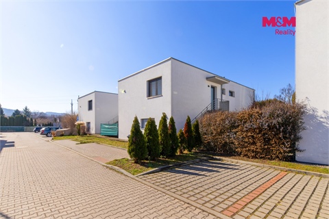 Prodej bytu 2kk, 50 m² - 2