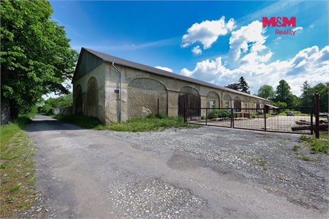 Prodej komerčního objektu, 1 400 m² 10