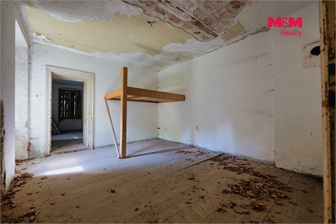 Prodej komerčního objektu, 1 400 m² 18