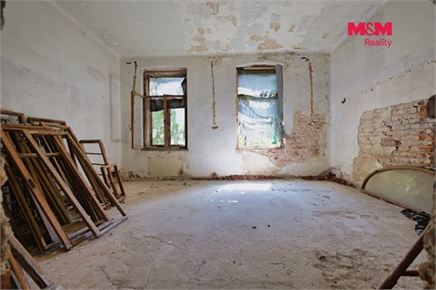 Prodej komerčního objektu, 1 400 m² 26
