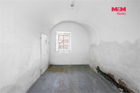 Prodej rodinného domu, 285 m² 12