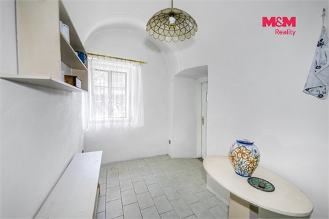 Prodej rodinného domu, 285 m² - 14