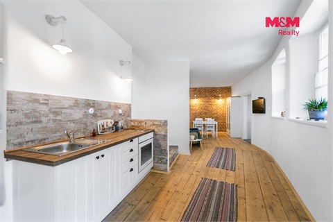 Prodej rodinného domu, 285 m² - 2