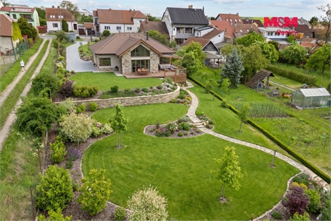 Prodej stavebního pozemku, 1 718 m² - 0