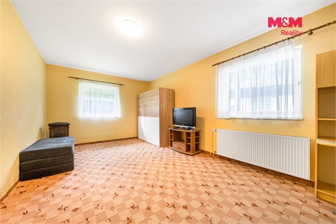Prodej komerčního objektu, 795 m² 12