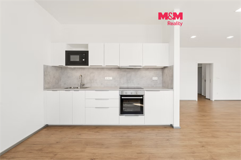 Prodej bytu 3kk, 92 m² 0
