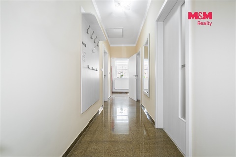 Prodej rodinného domu, 197 m² - 8
