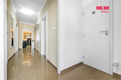 Prodej rodinného domu, 197 m² 10