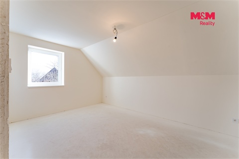 Prodej rodinného domu, 127 m² 10