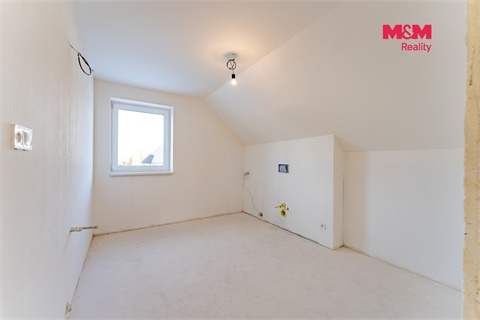 Prodej rodinného domu, 127 m² 12