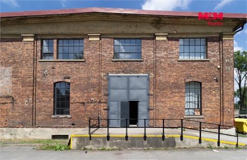 Pronájem výrobního objektu, 1 500 m² 2