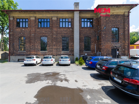 Pronájem výrobního objektu, 1 500 m² 0