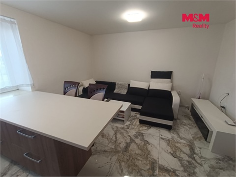 Pronájem bytu 1+1, 37 m² - 2
