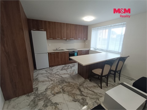 Pronájem bytu 1+1, 37 m² - 0