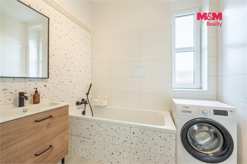 Prodej bytu 2kk, 64 m² 2