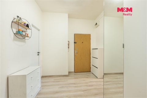 Prodej bytu 2kk, 64 m² - 12
