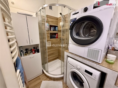 Prodej bytu 2+1, 65 m² 10