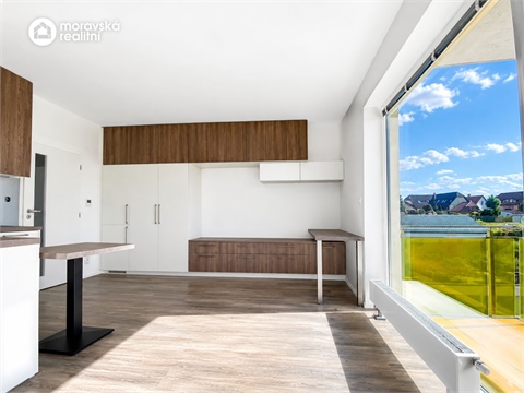 Pronájem bytu 1kk, 37 m² 0