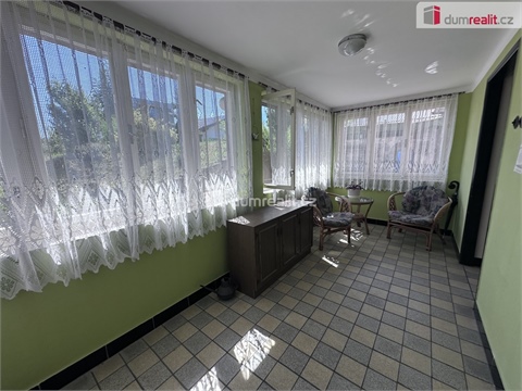 Prodej rodinného domu, 1 002 m² - 2