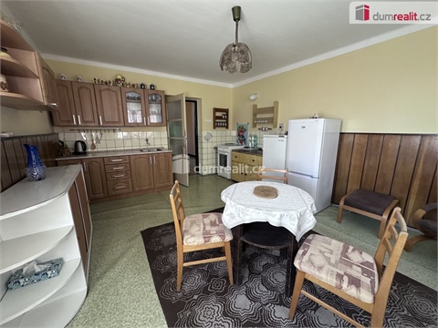 Prodej rodinného domu, 1 002 m² 8