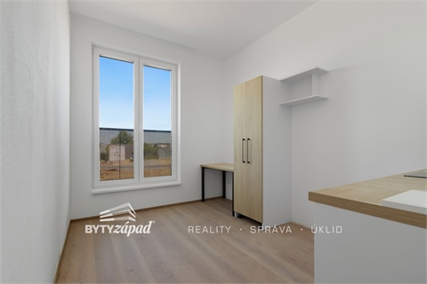 Pronájem bytu 1kk, 21 m² - 12