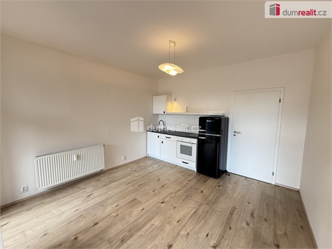 Pronájem bytu 1kk, 25 m² - 0