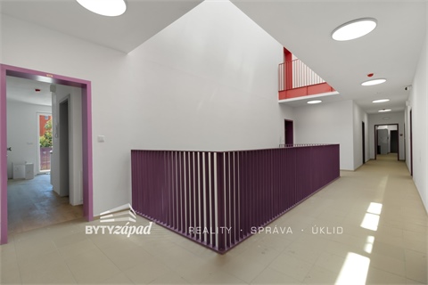 Pronájem bytu 1kk, 20 m² - 14