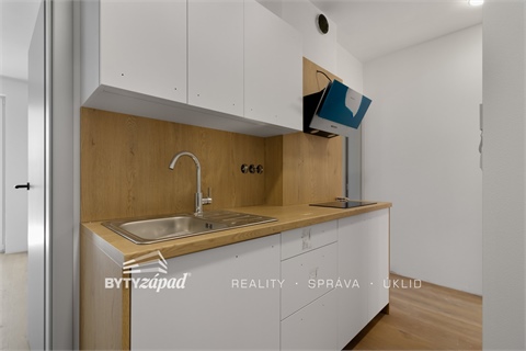 Pronájem bytu 2kk, 42 m² 2