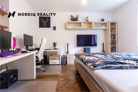 Prodej bytu 1+1, 42 m² - 4