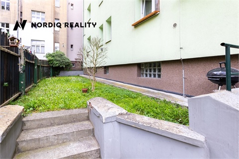 Prodej bytu 1+1, 42 m² 12