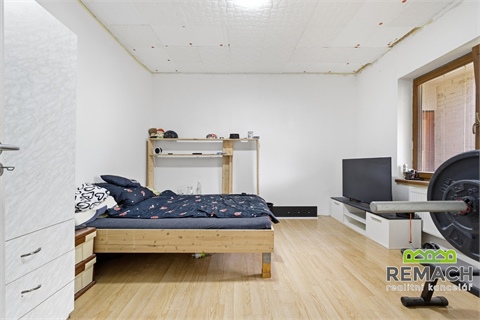 Prodej rodinného domu, 308 m² - 24